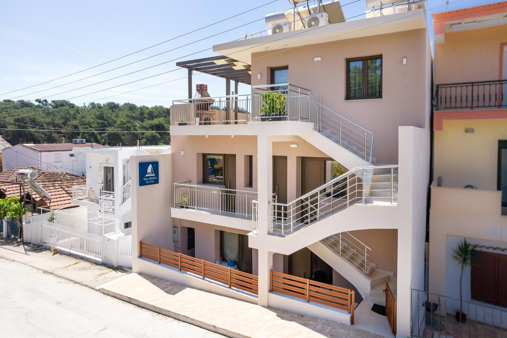 Vela Bianca Suites ลิเมนาเรีย ภายนอก รูปภาพ