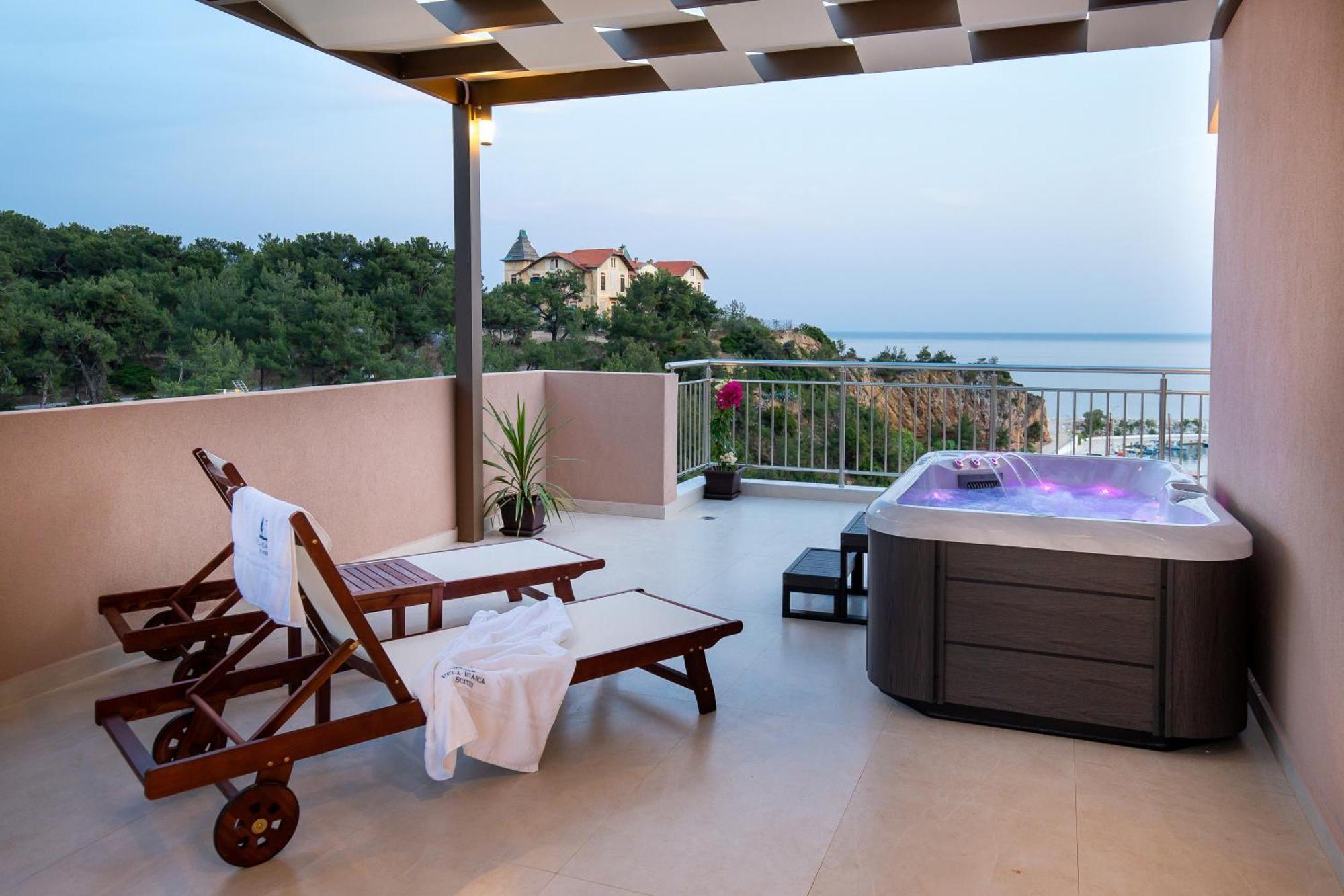 Vela Bianca Suites ลิเมนาเรีย ภายนอก รูปภาพ